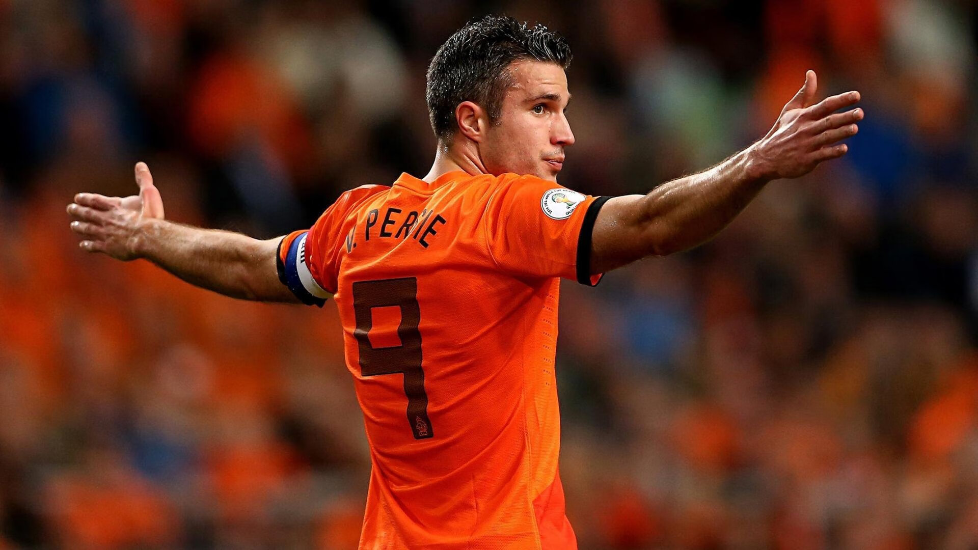 “竞技精神点燃全场！”——全球车迷狂热助威热潮